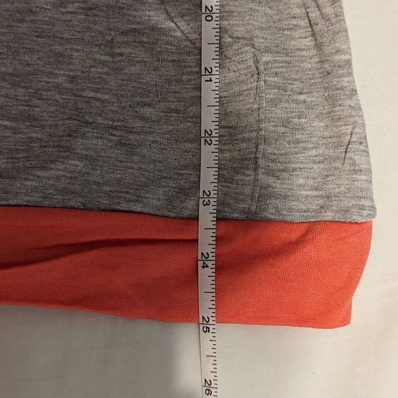 NEW Egs by éloges Gray & Coral Two Tone Color Block Hoodie Small - Picture 10 of 12